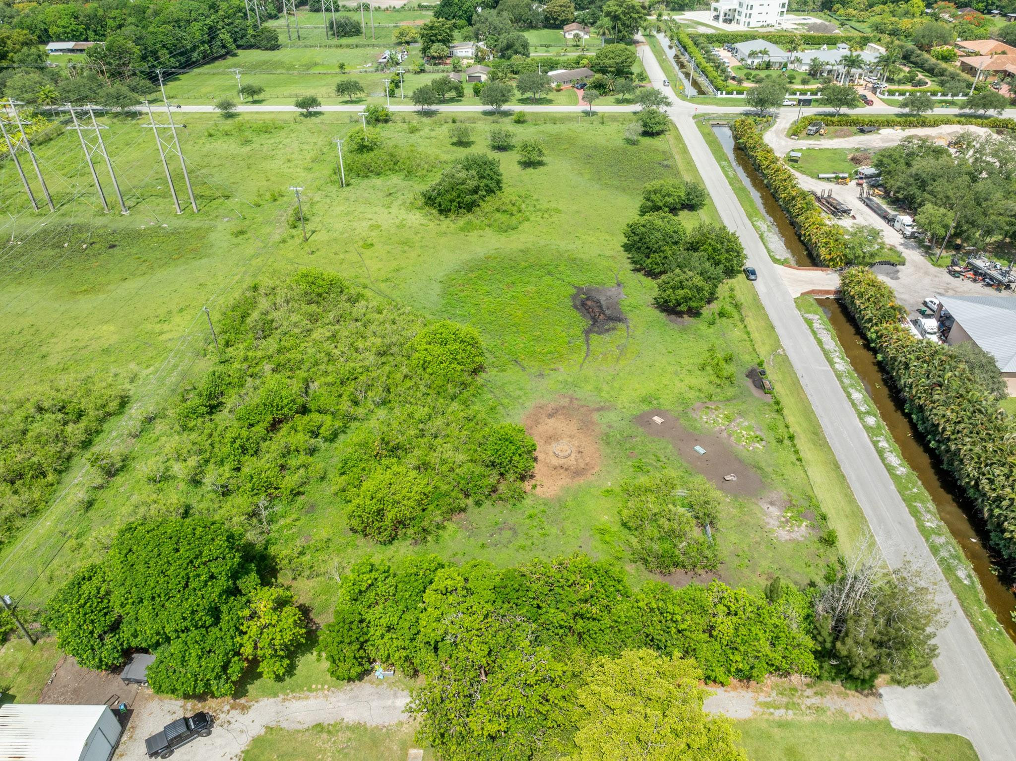 CHAMBERS SUB SE1/4 - Land