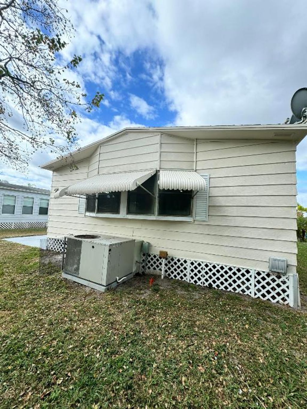 Photo of 85 Lagos Del Norte, Fort Pierce, FL 34951 (MLS # R11045439)