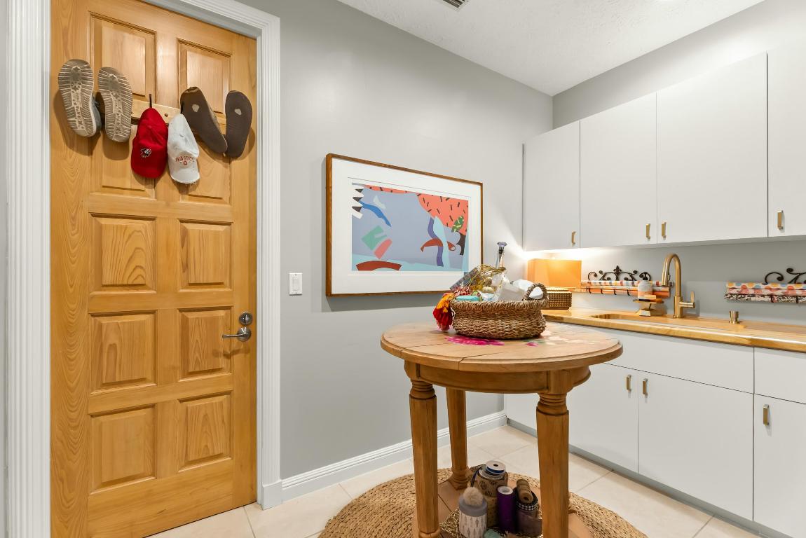 BAY POINTE - Residential