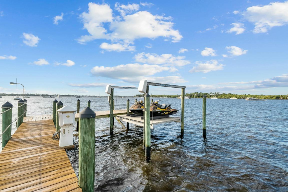 BAY POINTE - Residential