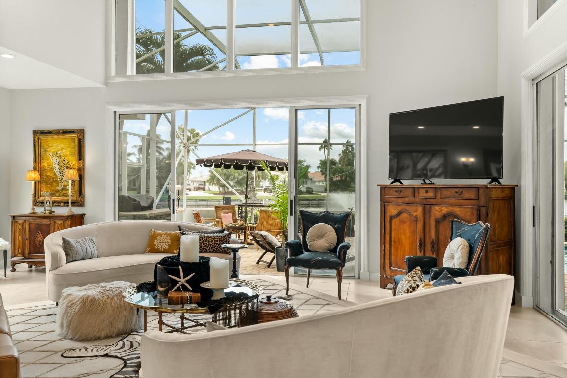 BAY POINTE - Residential