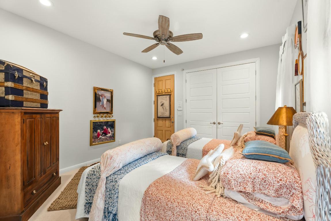 BAY POINTE - Residential