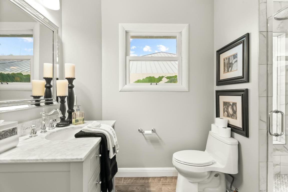 BAY POINTE - Residential