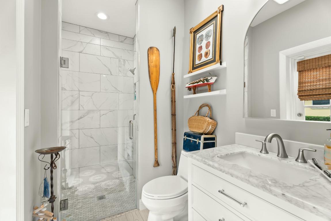 BAY POINTE - Residential