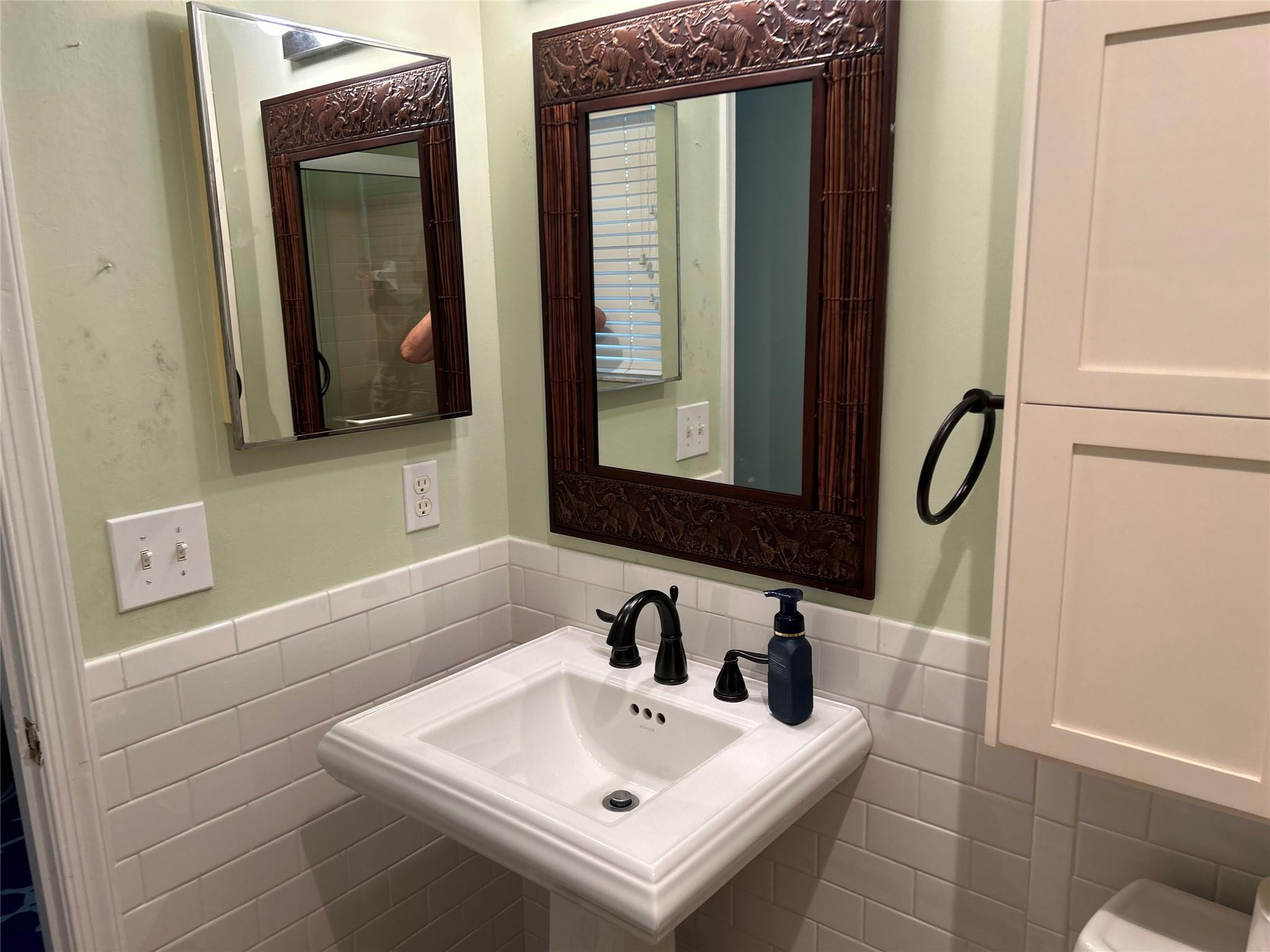 BARBICAN CONDO - Residential Lease