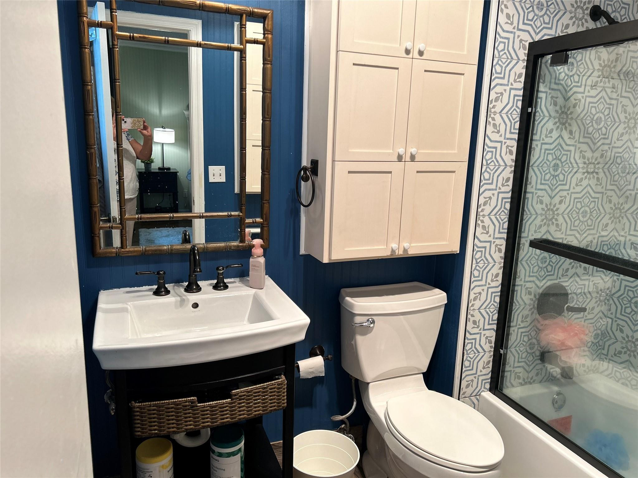 BARBICAN CONDO - Residential Lease