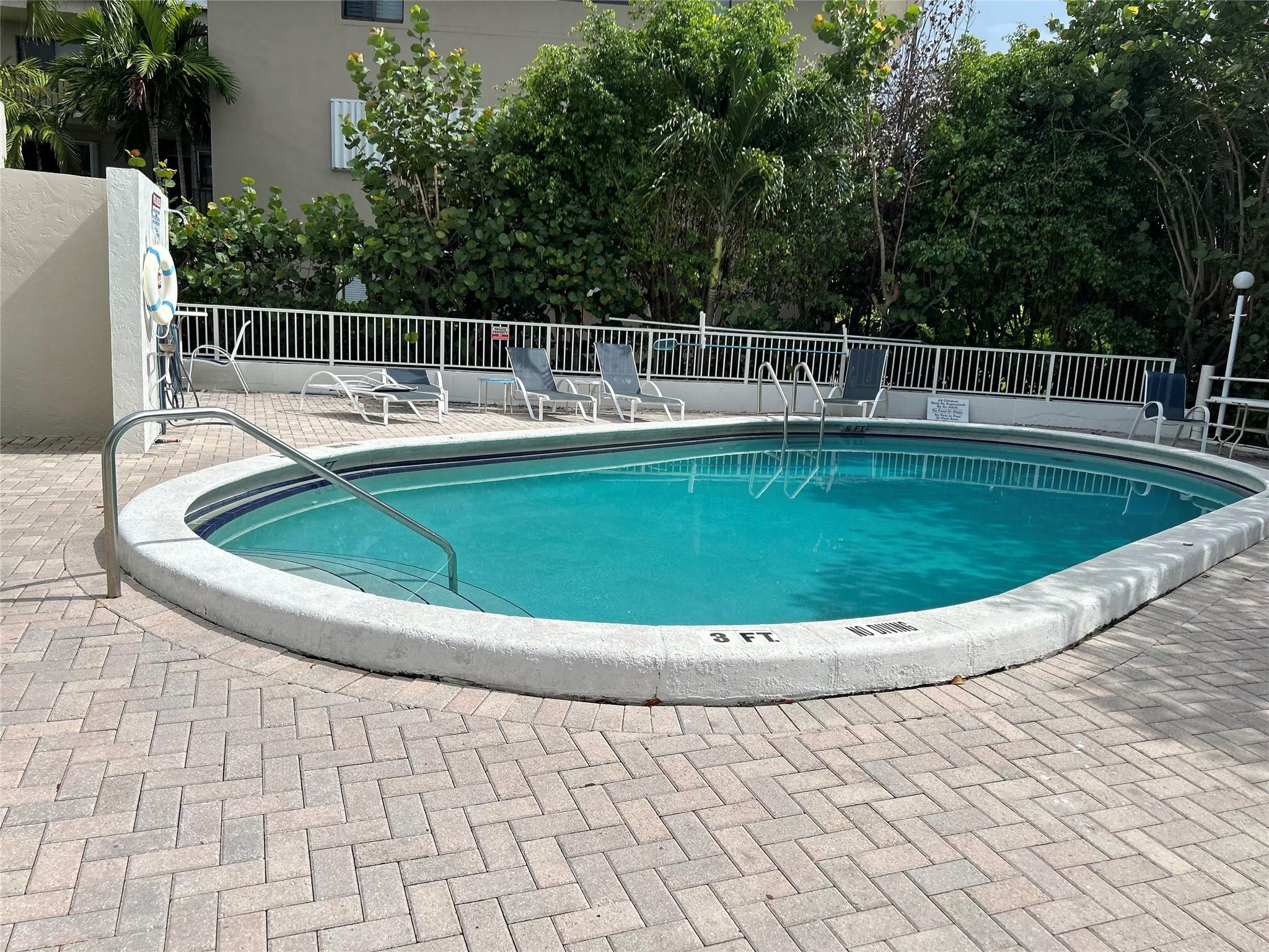 BARBICAN CONDO - Residential Lease