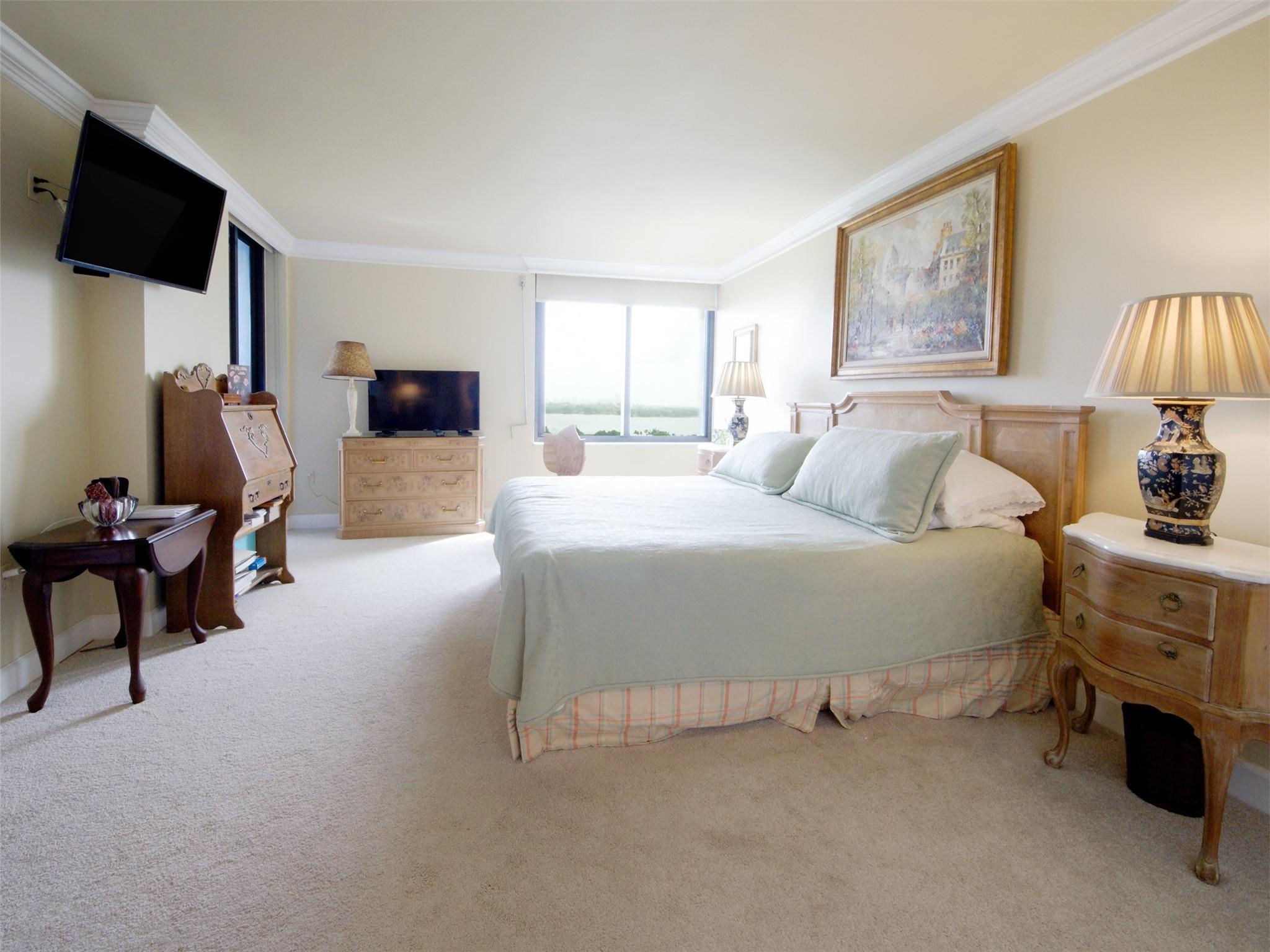 The Envoy - Residential