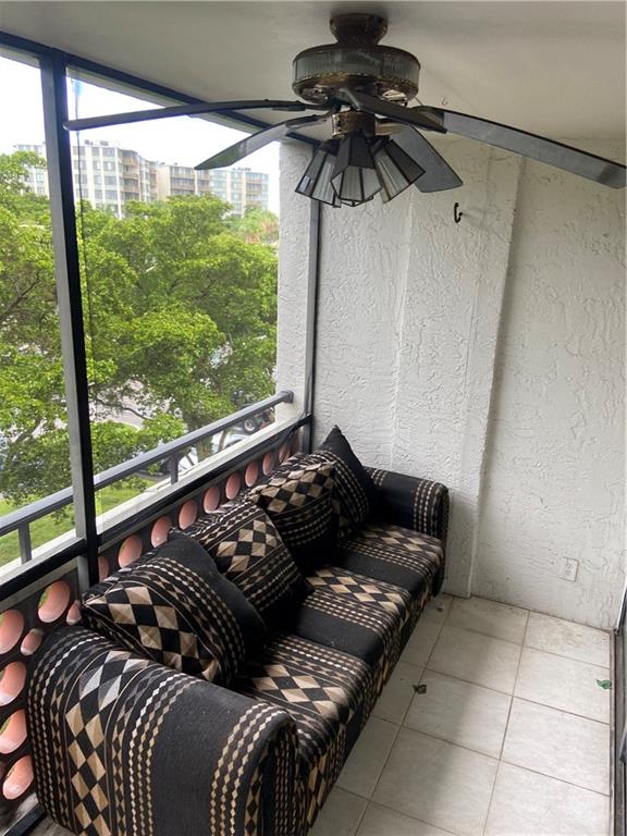 Inverrary Gardens - Residential