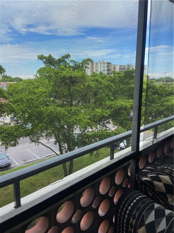 Inverrary Gardens - Residential