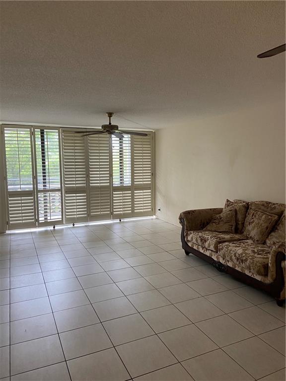 Inverrary Gardens - Residential