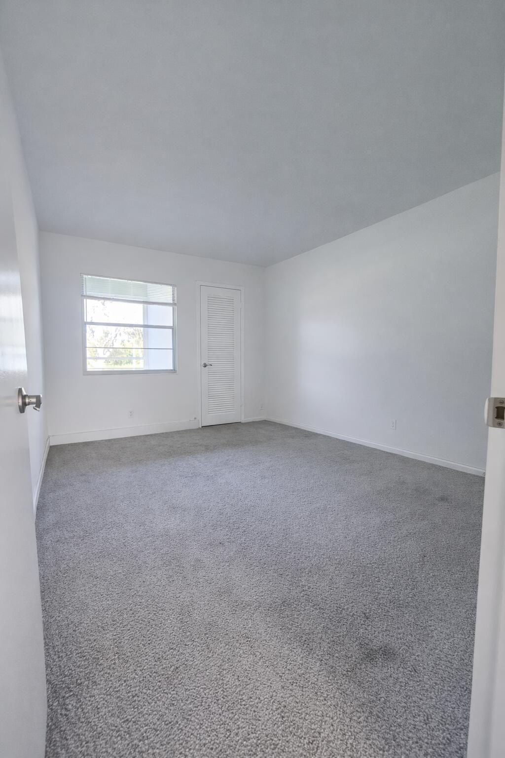 LINCOLN AT CENTURY VILLAGE CONDO - Residential Lease