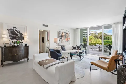 2760 S Ocean Boulevard Unit 116, Palm Beach, FL MLS: R11082406