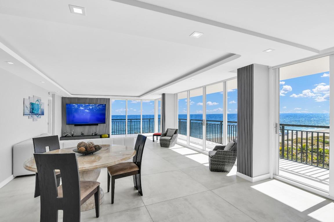 WHITEHALL - Residential