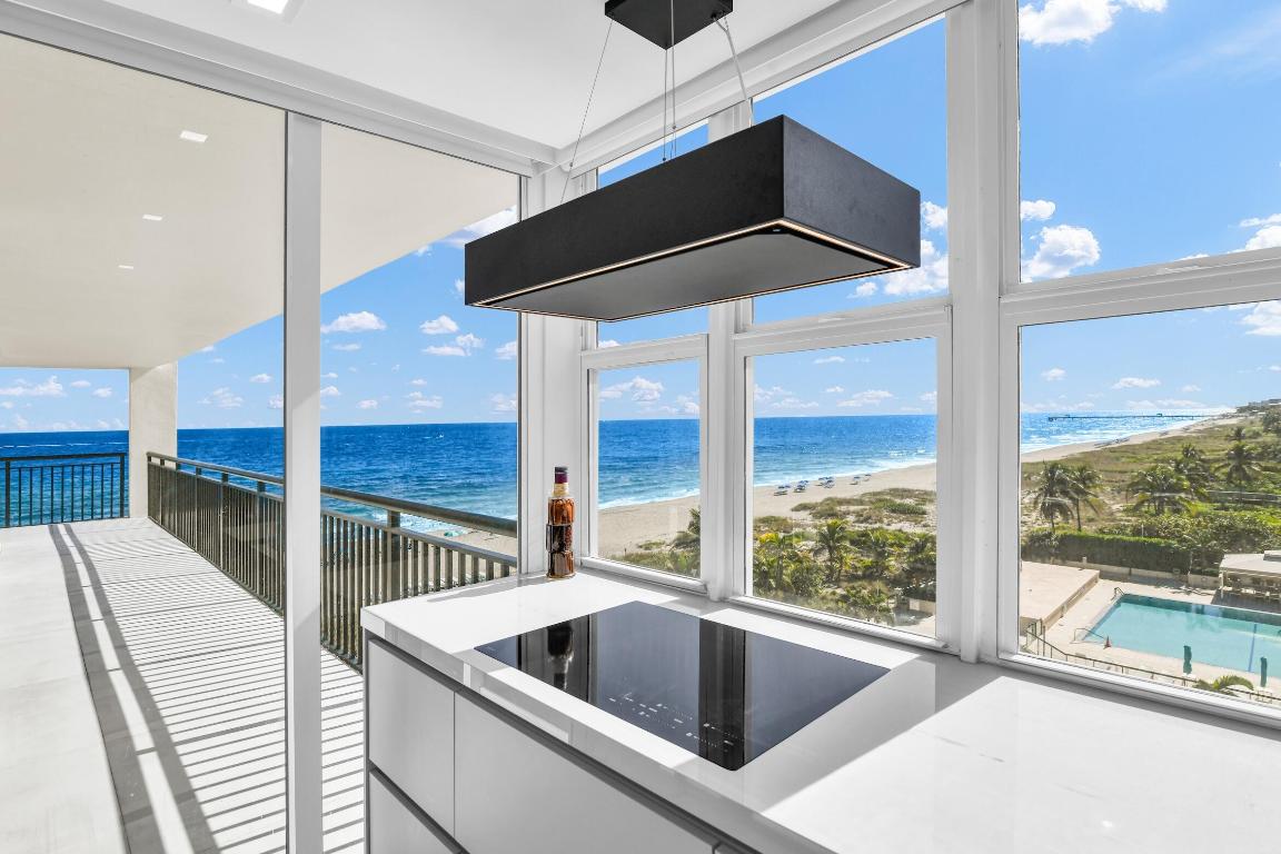 WHITEHALL - Residential