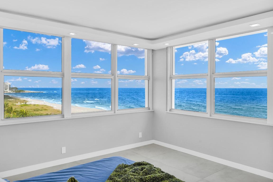 WHITEHALL - Residential