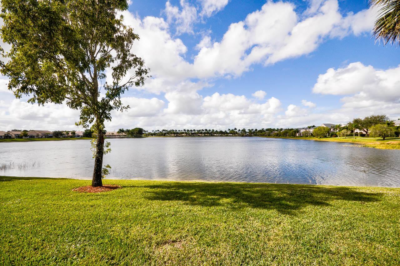 WELLINGTONS EDGE PAR 78 - Residential Lease