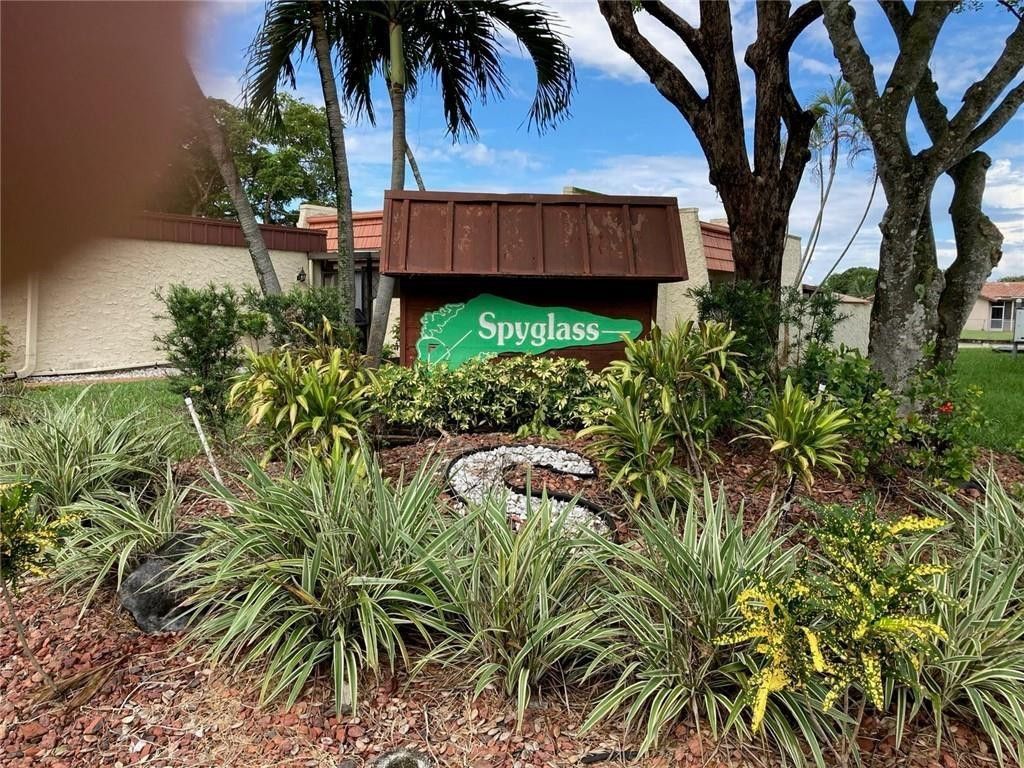 Photo of 9928 NW 65th Court, Tamarac, FL 33321 (MLS # F10446520)