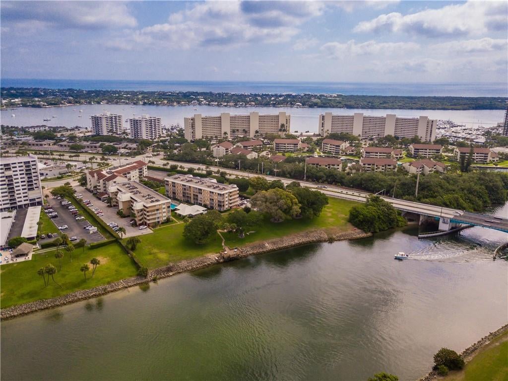 Photo of 304 Golfview Rd #407, North Palm Beach, FL 33408 (MLS # F10280489)