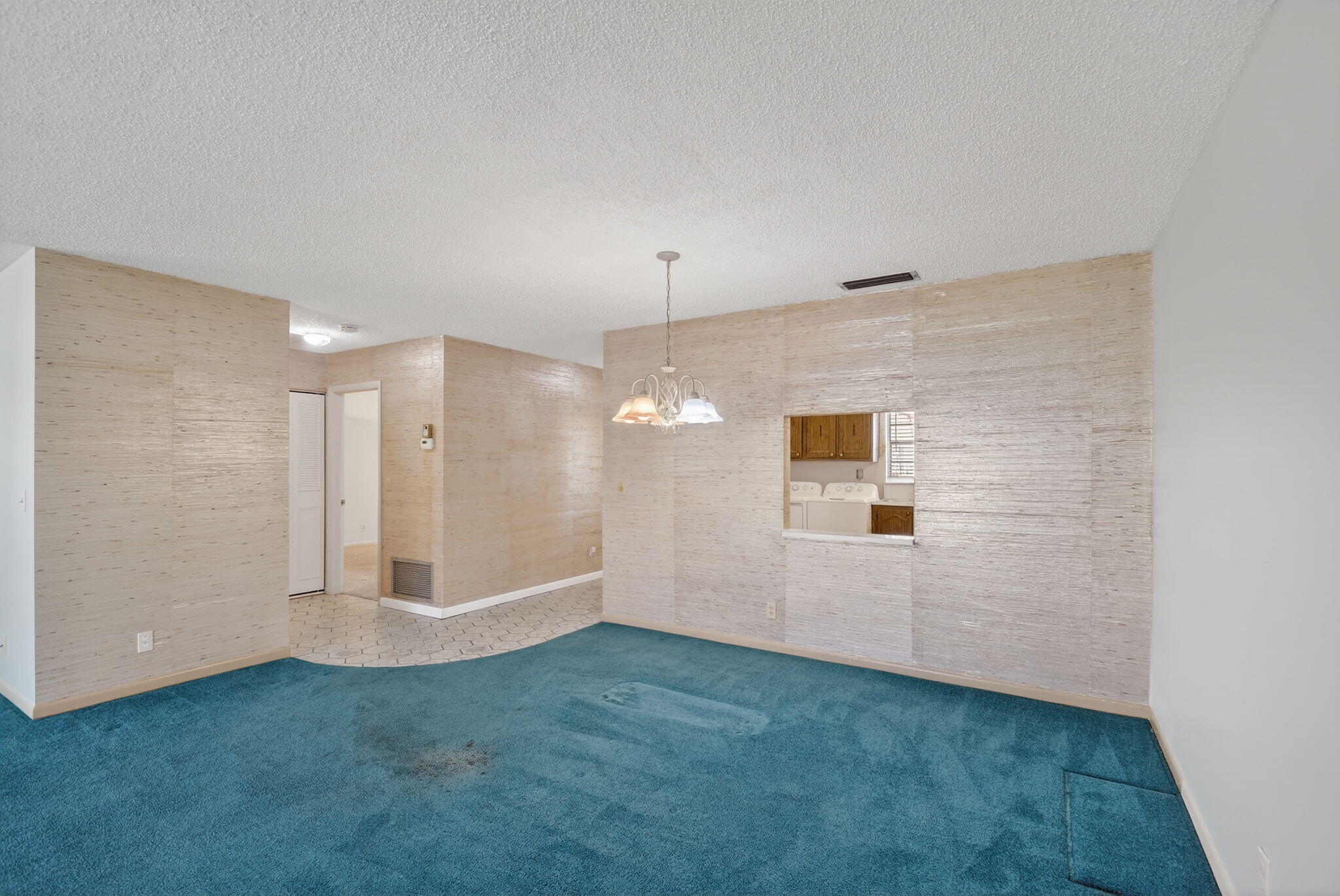 COVERED BRIDGE CONDO - Residential