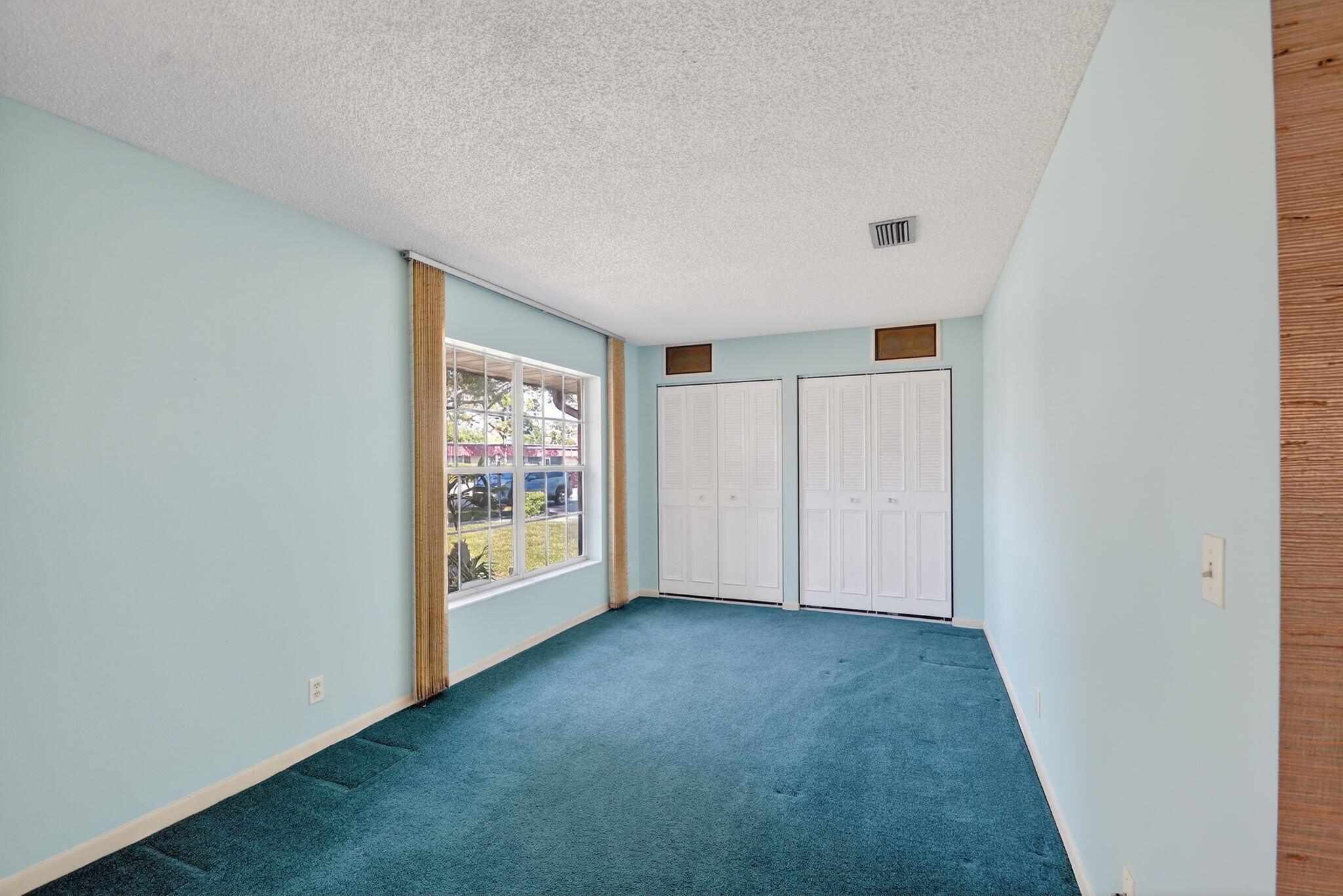 COVERED BRIDGE CONDO - Residential