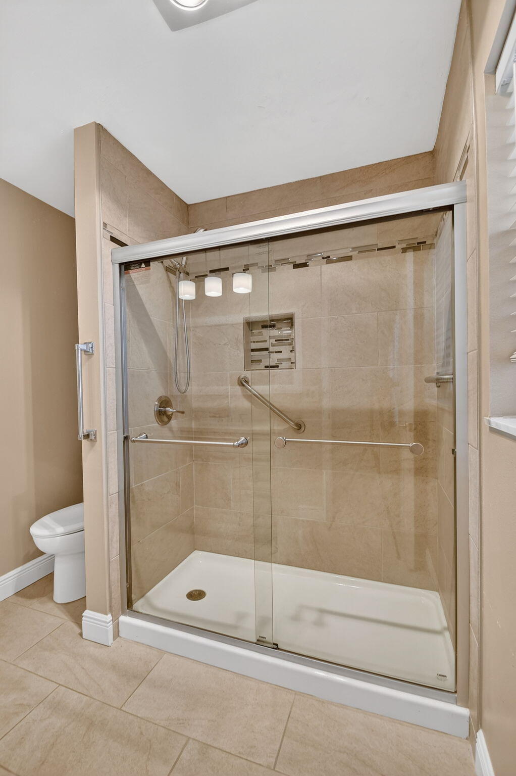 COVERED BRIDGE CONDO - Residential