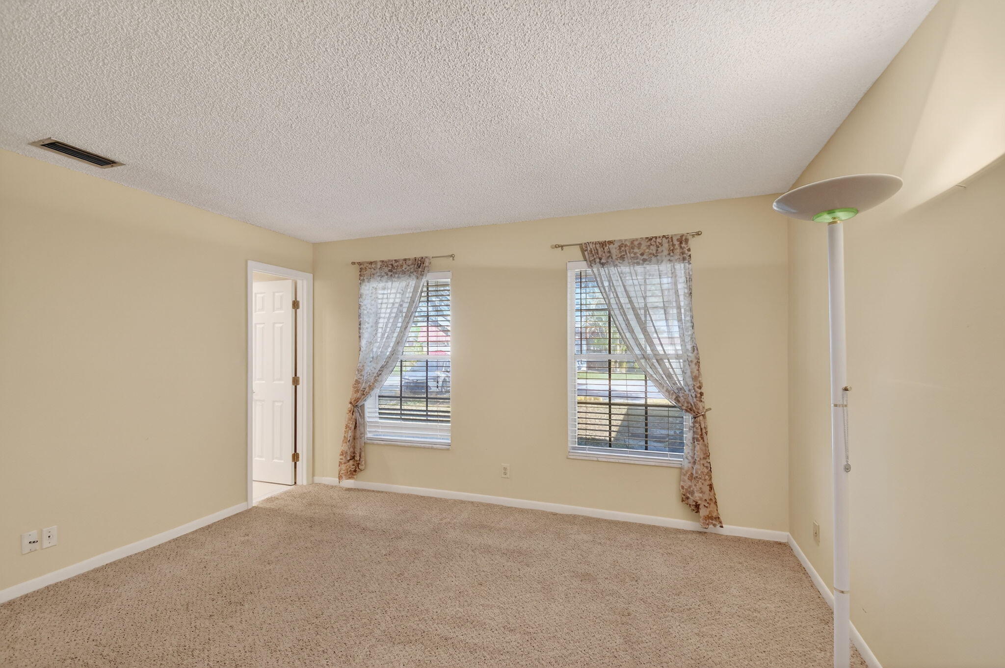 COVERED BRIDGE CONDO - Residential