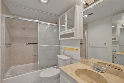 Tiny photo for 4100 TIVOLI Court #304, Lake Worth, FL 33467 (MLS # B26054372)