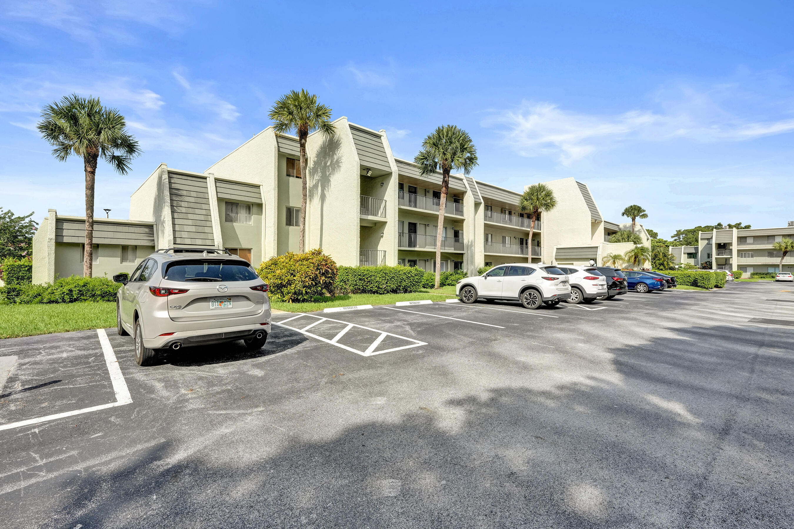 4100 TIVOLI Court 304