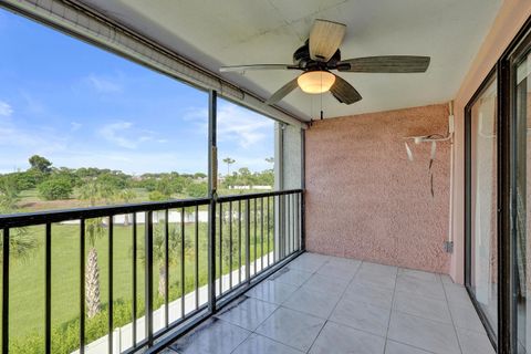 Tiny photo for 4100 TIVOLI Court #304, Lake Worth, FL 33467 (MLS # B26054372)