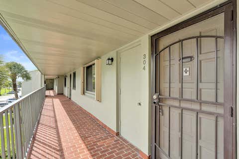 Tiny photo for 4100 TIVOLI Court #304, Lake Worth, FL 33467 (MLS # B26054372)