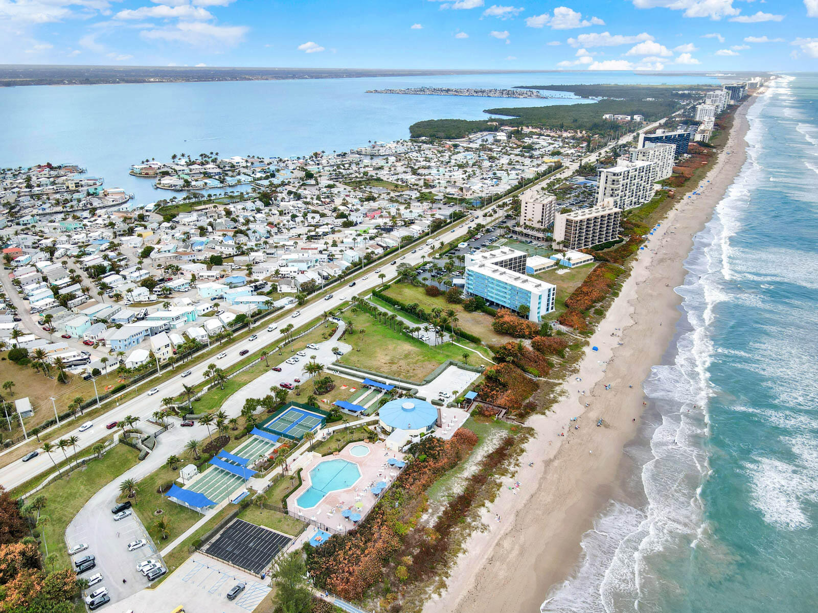 HOLIDAY OUT AT ST LUCIE SECTION B - Residential