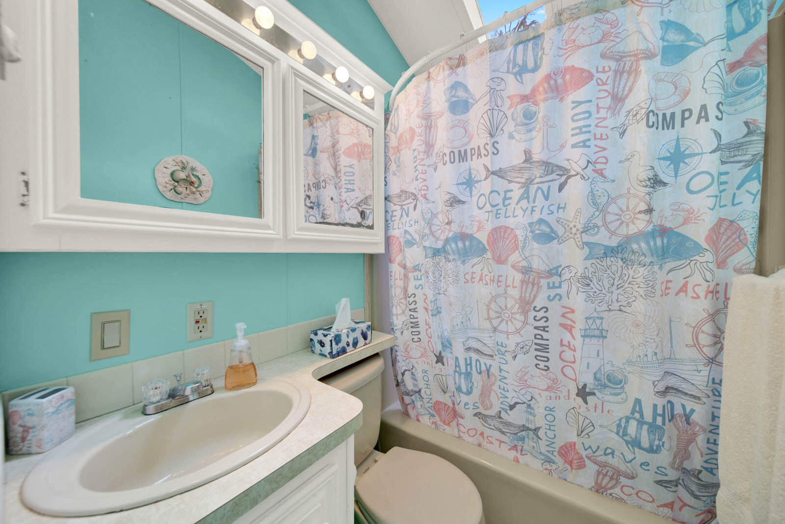 HOLIDAY OUT AT ST LUCIE SECTION B - Residential