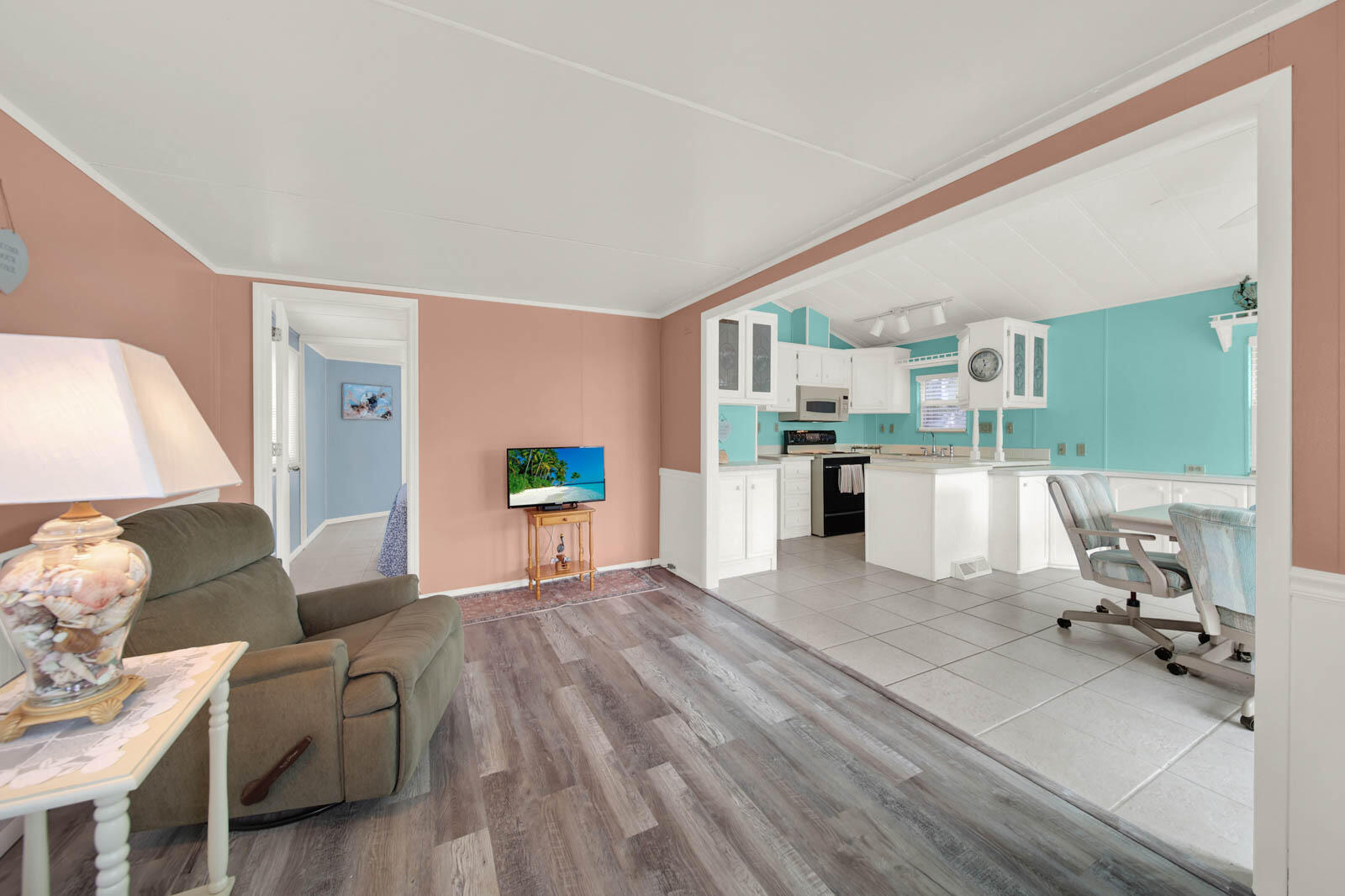 HOLIDAY OUT AT ST LUCIE SECTION B - Residential