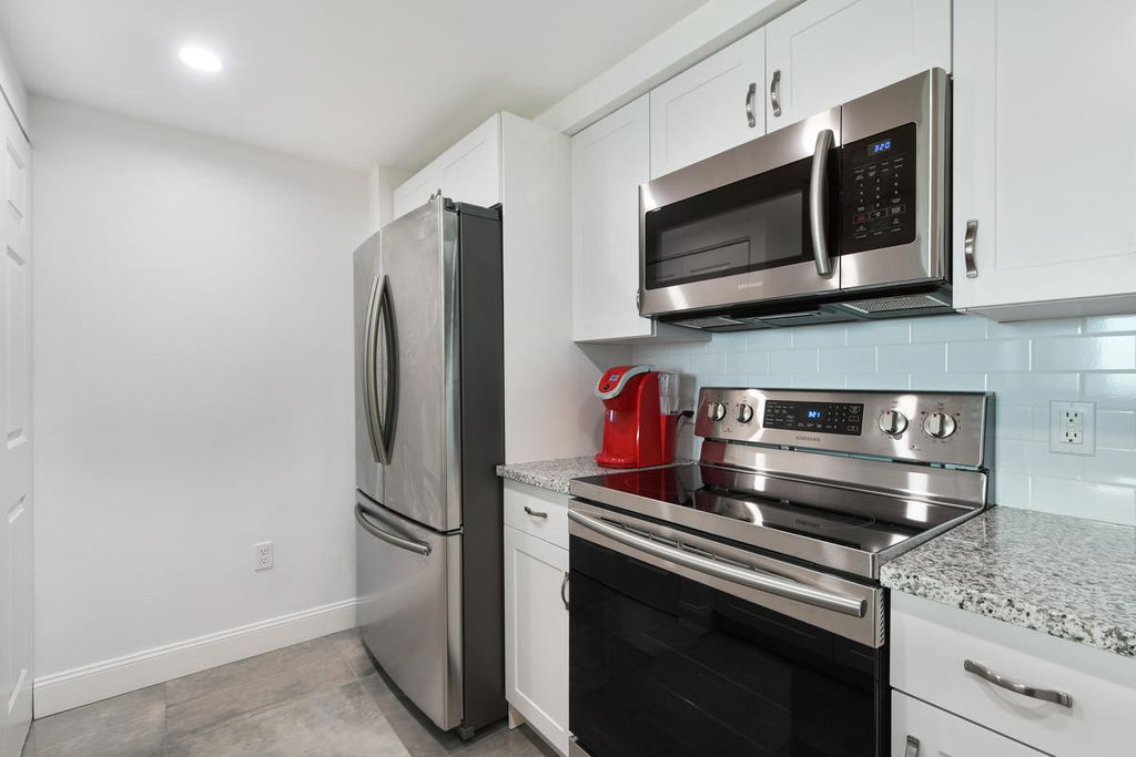 Photo of 625 Casa Loma 908 Boulevard #908, Boynton Beach, FL 33435 (MLS # R11043785)