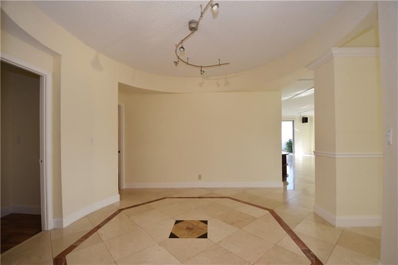 Prince George Condo - Residential
