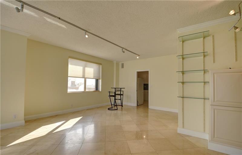 Prince George Condo - Residential