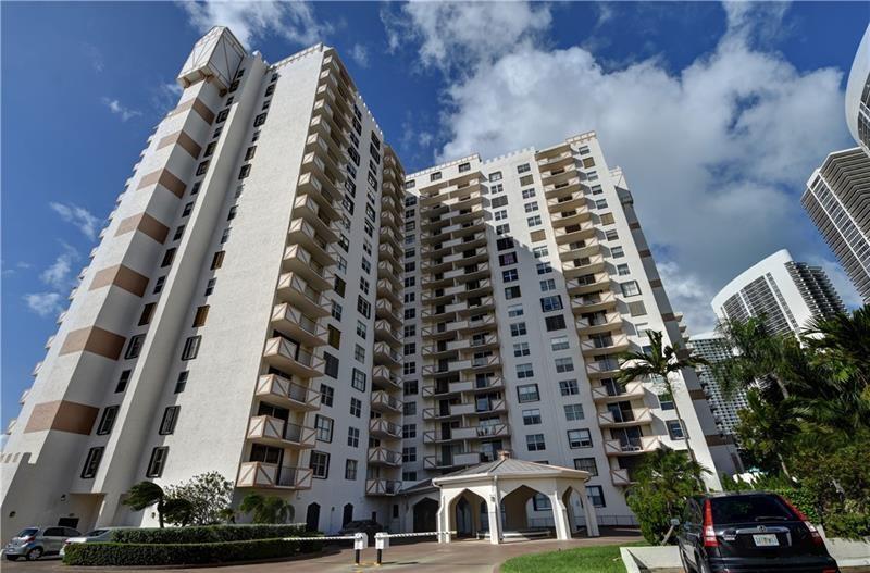 Prince George Condo - Residential