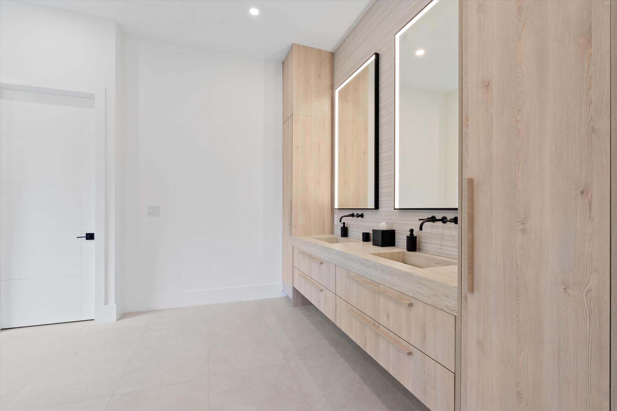 WOODVUE - Residential