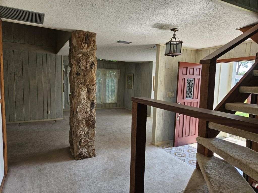 Photo of 596 Greenwood Drive, Jupiter, FL 33458 (MLS # B26049240)
