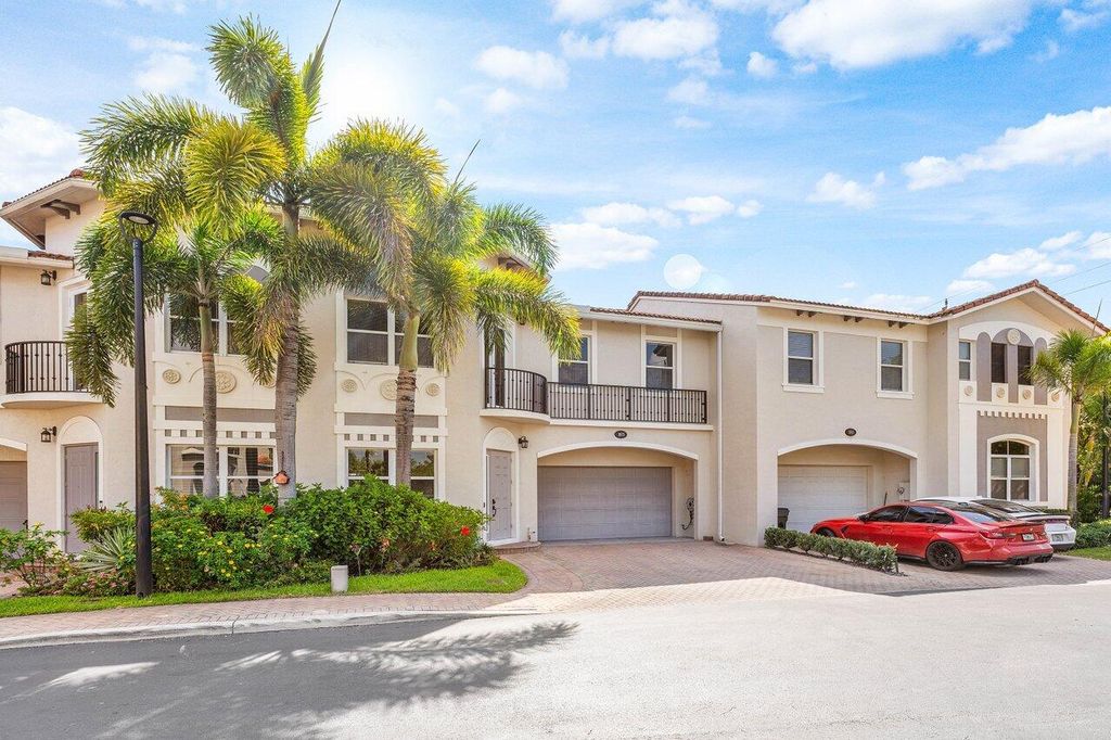 Photo of 1875 Highland Grove Drive, Delray Beach, FL 33445 (MLS # B26009026)