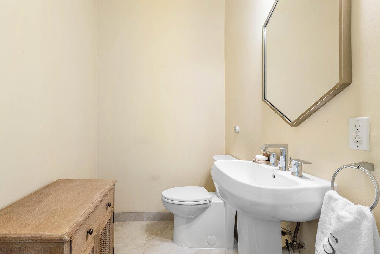 HIGHLAND GROVE ESTATES - Residential