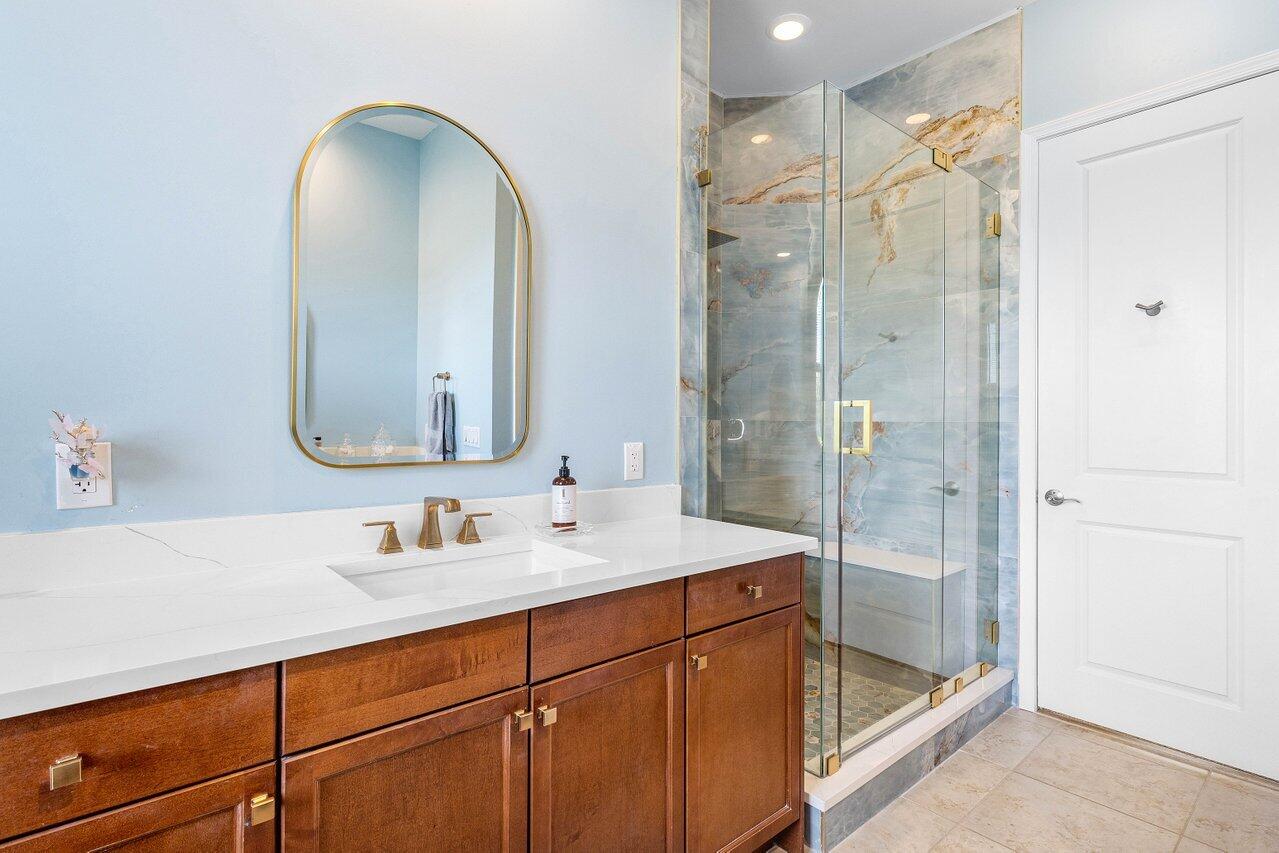 HIGHLAND GROVE ESTATES - Residential