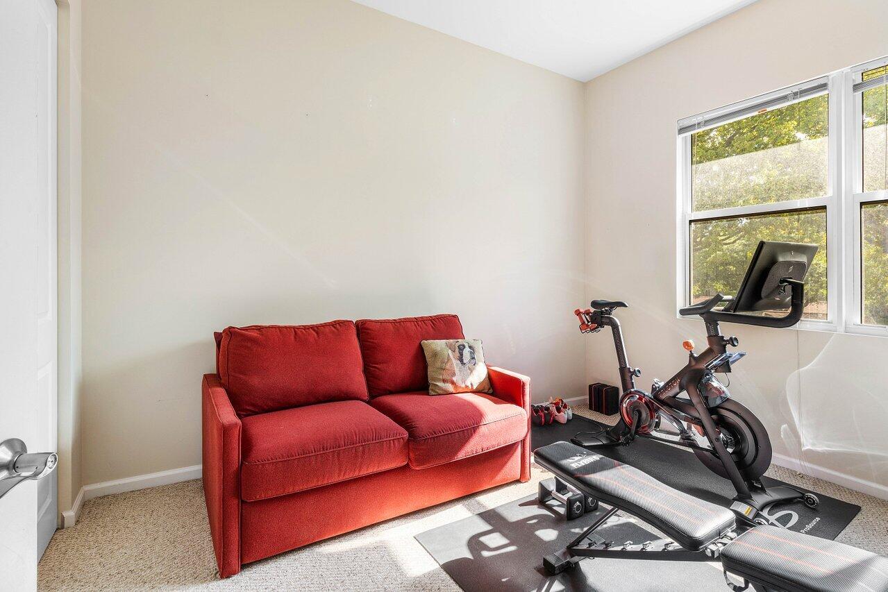 HIGHLAND GROVE ESTATES - Residential