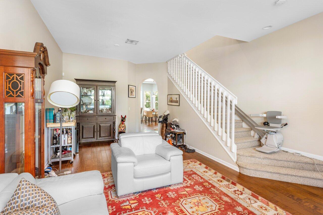 HIGHLAND GROVE ESTATES - Residential