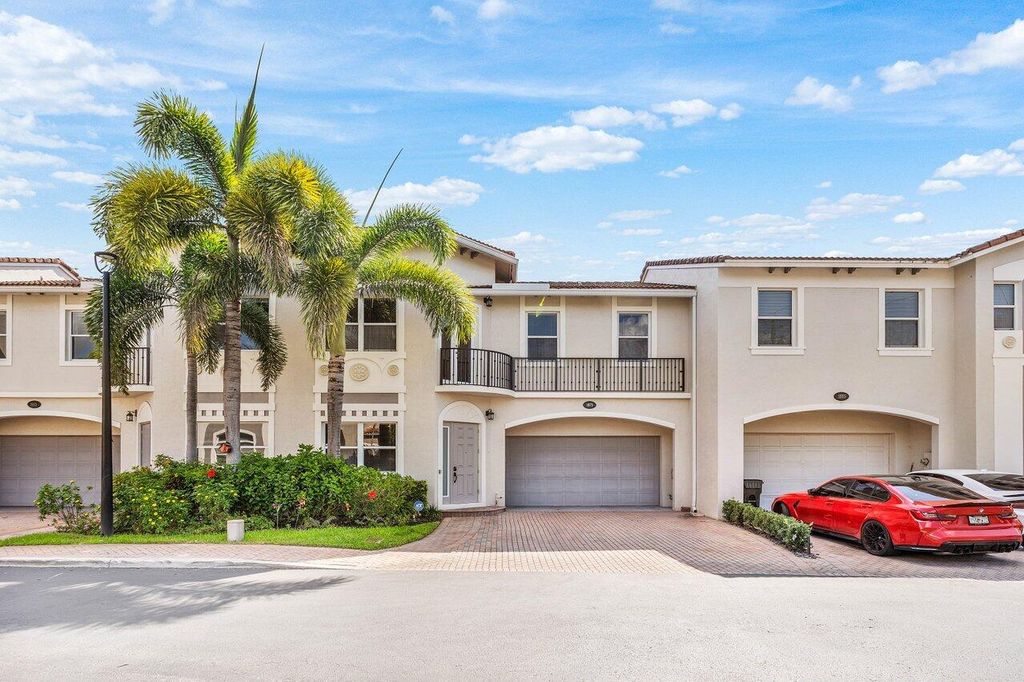 Photo of 1875 Highland Grove Drive, Delray Beach, FL 33445 (MLS # B26009026)