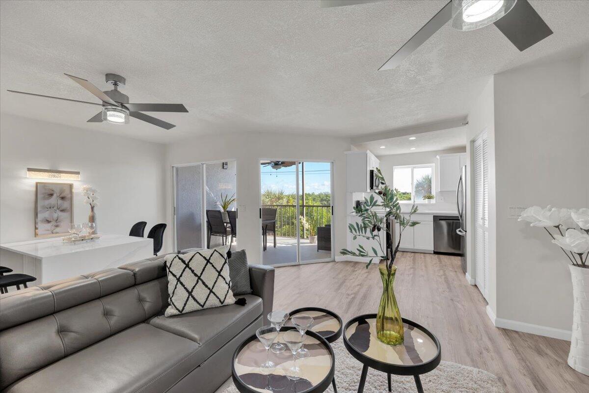 275 Palm Avenue B304