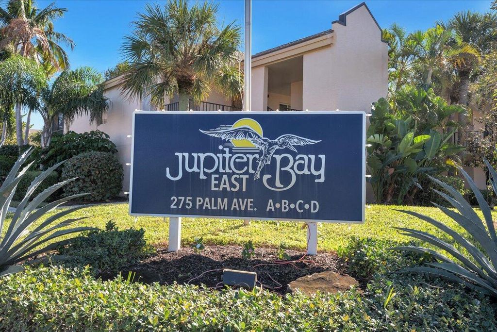 Photo of 275 Palm Avenue #B304, Jupiter, FL 33477 (MLS # R11169144)