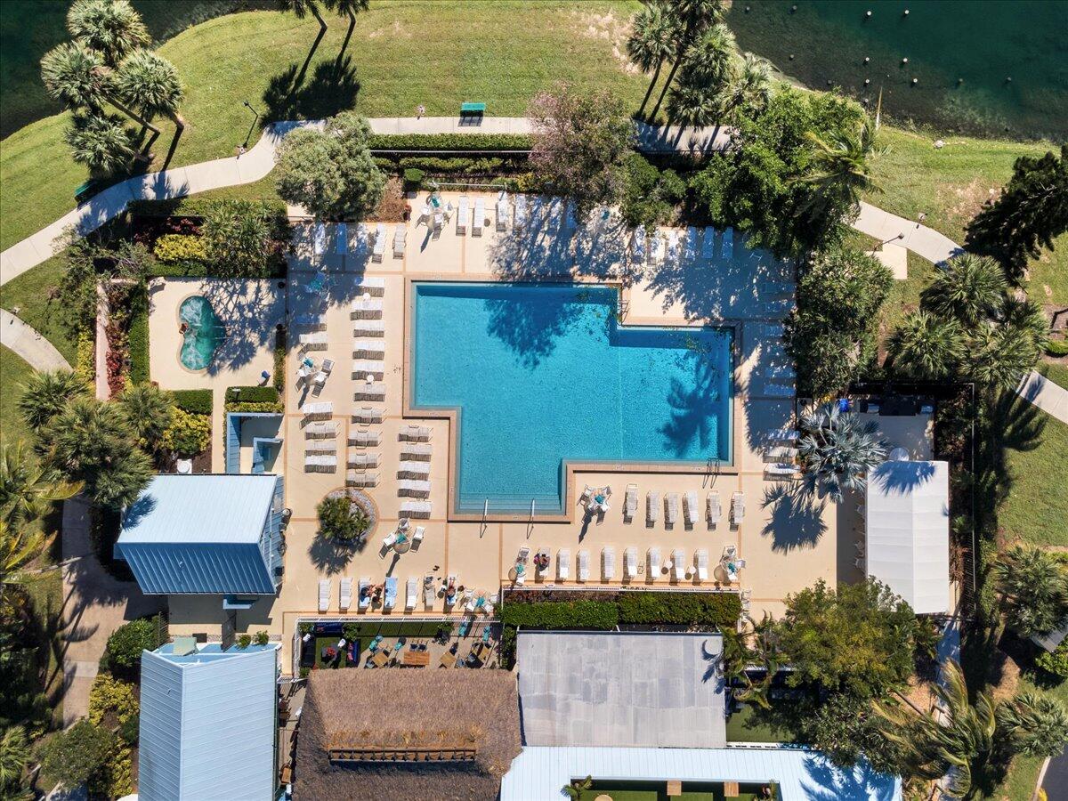 JUPITER BAY EAST CONDO - Residential