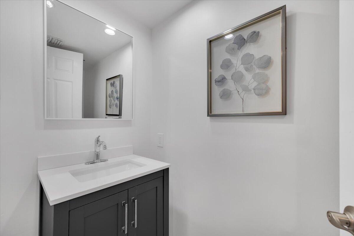 JUPITER BAY EAST CONDO - Residential